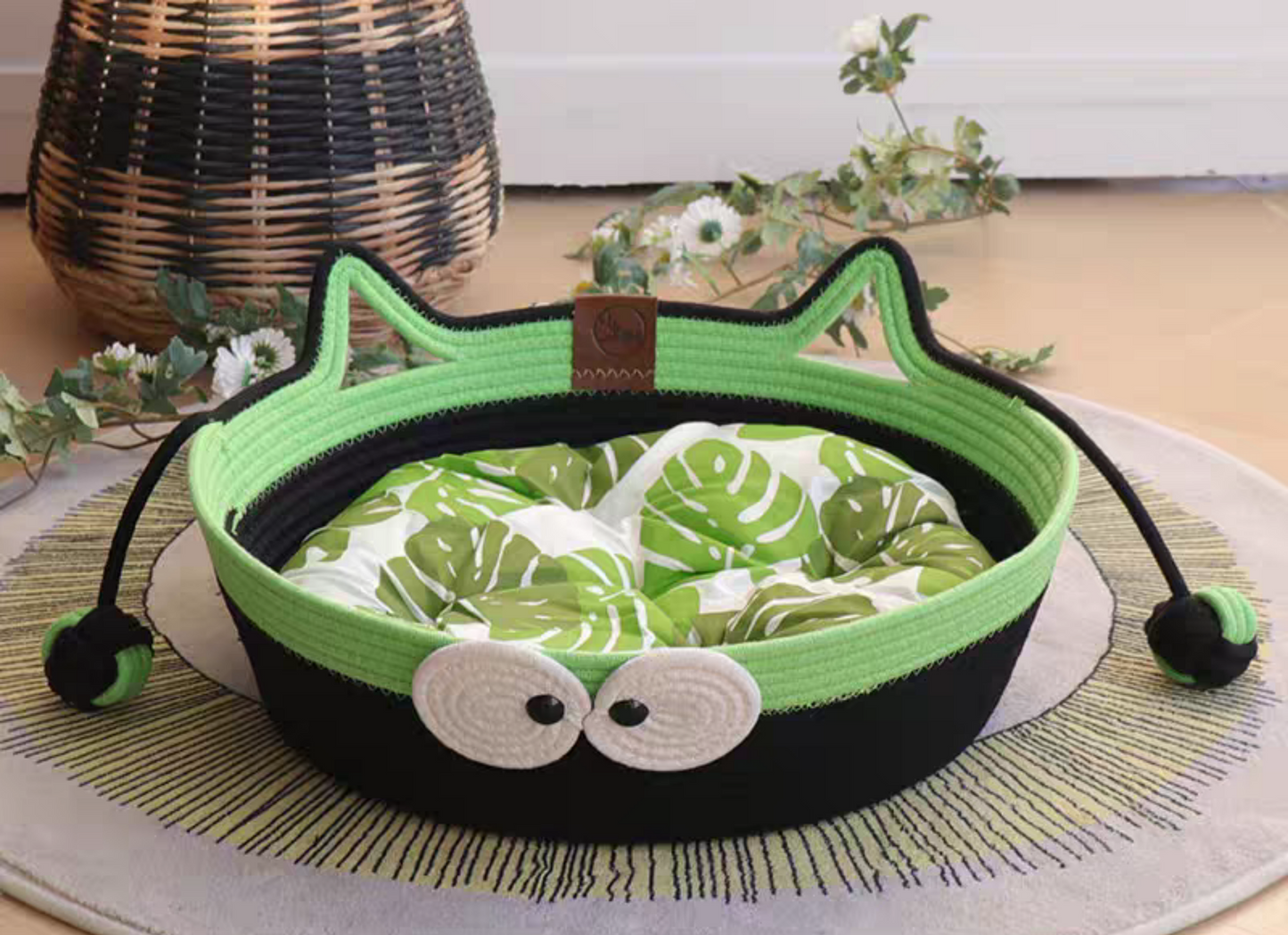 Woven Cat Nest – Durable Summer Pet Bed | Breathable, Lightweight Cat Sleeping Basket